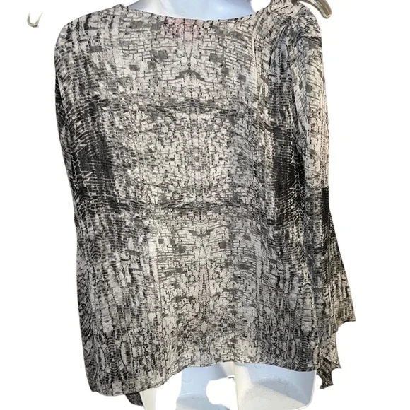 Jennifer Lopez Flutter Sleeve V- Neck Sheer Top Size L - Picture 6 of 11